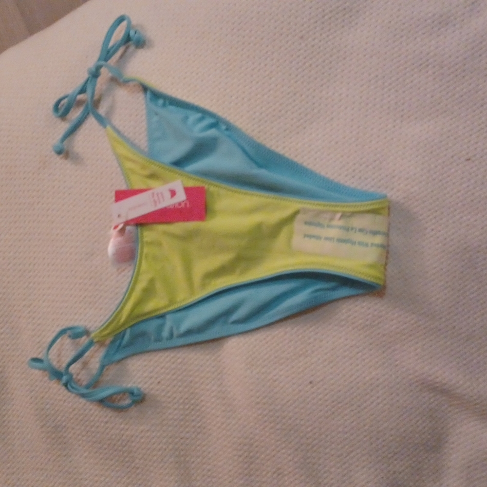 Bikini bottoms - Picture 2 of 3